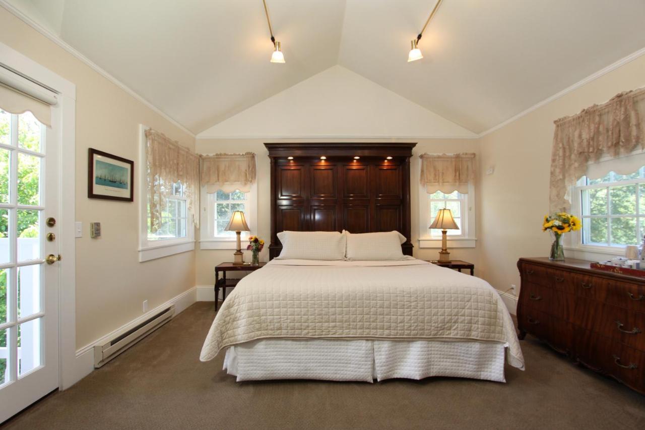 Olallieberry Bed and breakfast Cambria